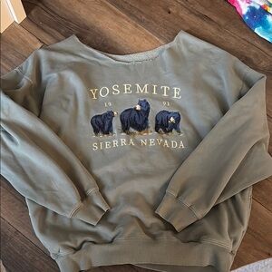 Green Yosemite Sierra Nevada Sweatshirt